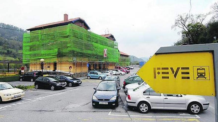 Feve renueva la imagen de la estación de trenes de Figaredo