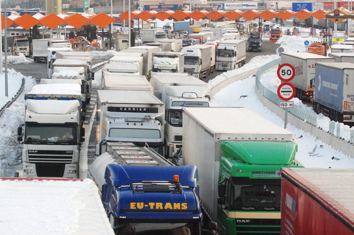 El 29% de los camiones españoles emiten más NO2 del permitido