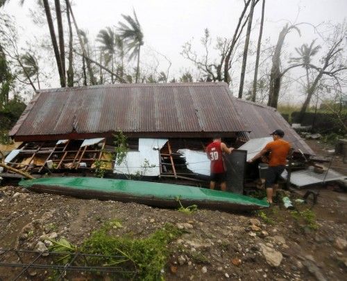 Paso del  tifón 'Hagupit' por Filipinas