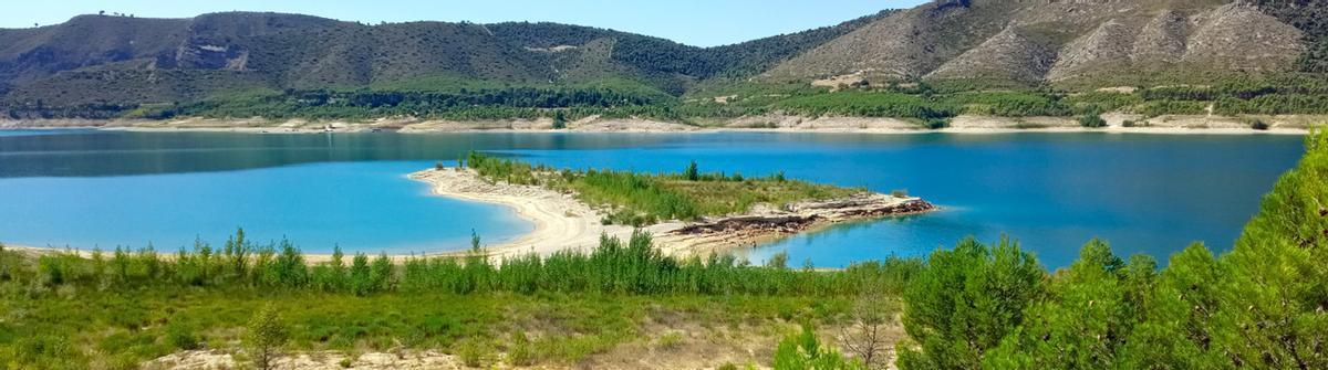 Vista al embalse de Buendía