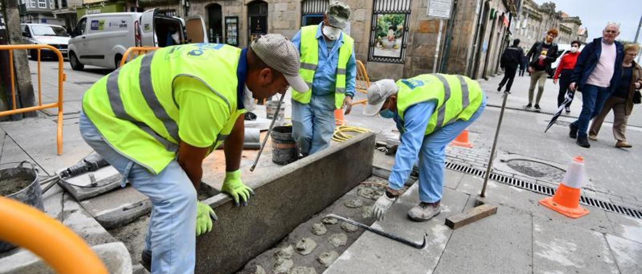 Obras municipales en la ciudad de Pontevedra. |   // GUSTAVO SANTOS