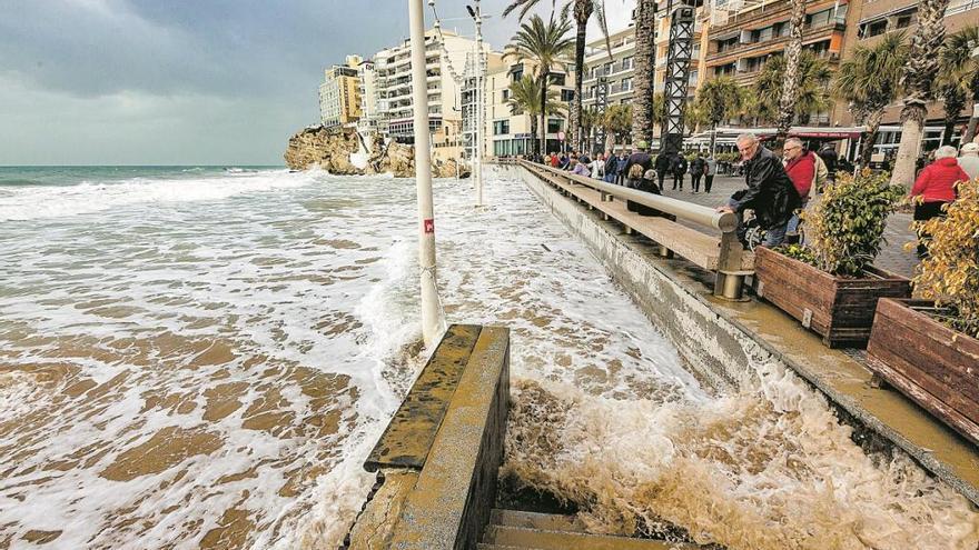 La subida del nivel del mar amenaza playas urbanas en apenas 30 años