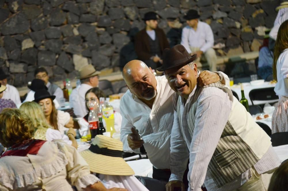 Tabaiba celebró anoche su VIII Baile de Magos