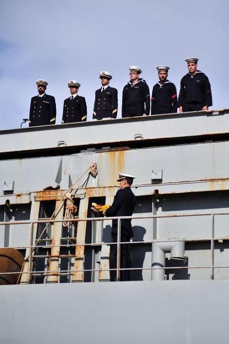 La Armada da de baja el buque El Camino Español