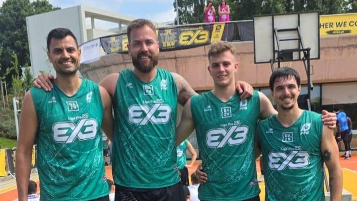 De izquierda a derecha: Javier Domínguez, David Guerra, ALejandro Iglesias y Manu Varela.
