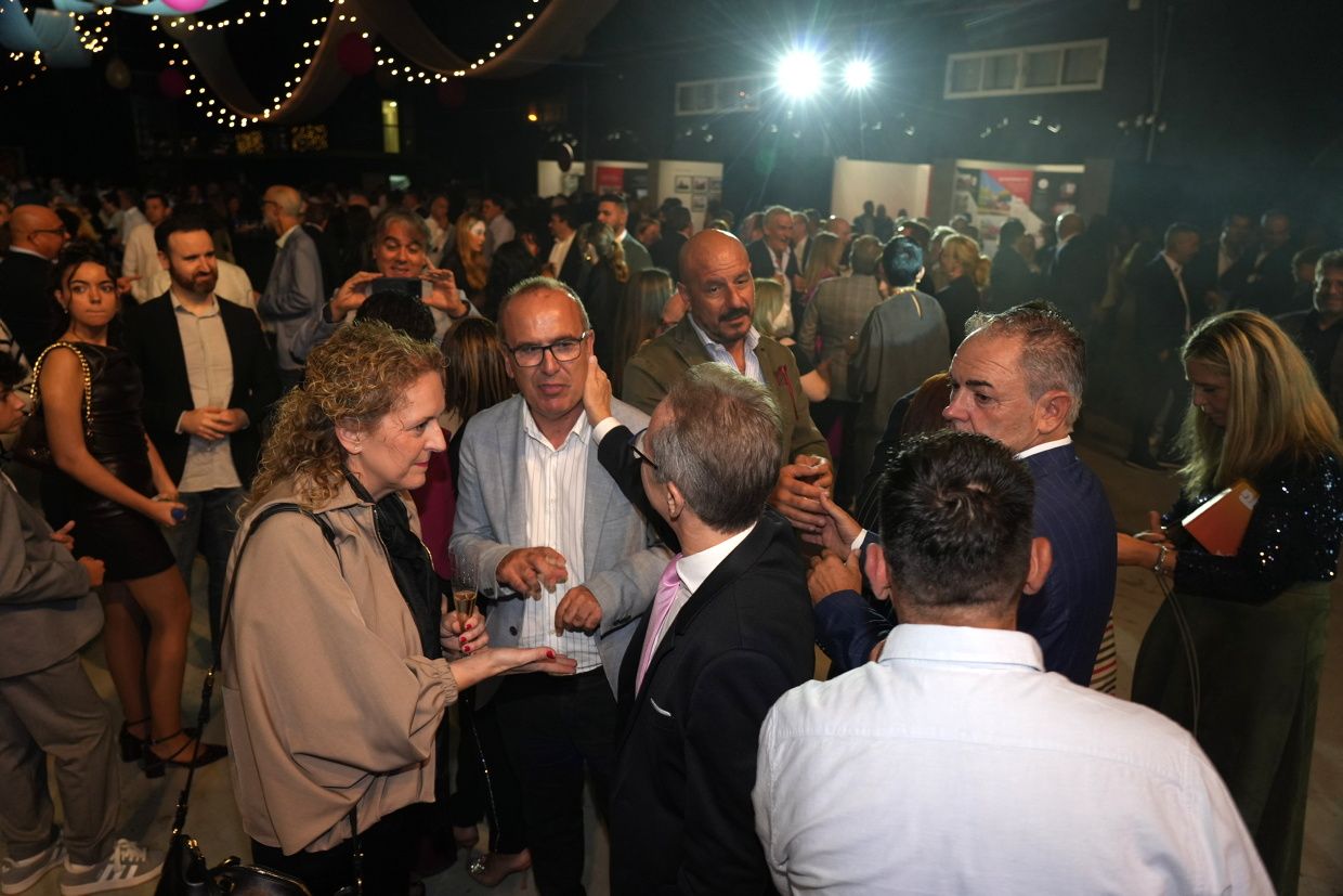 Galería de fotos de la gala del 50º aniversario de Grúas Tomás en Vila-real