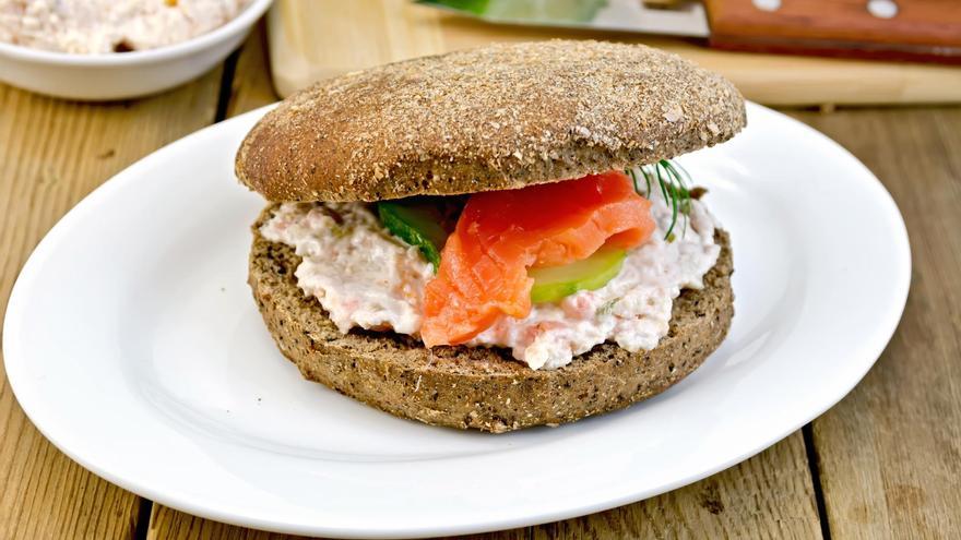 ¿Es el pan de centeno un alimento saciante que puede ayudar a adelgazar?