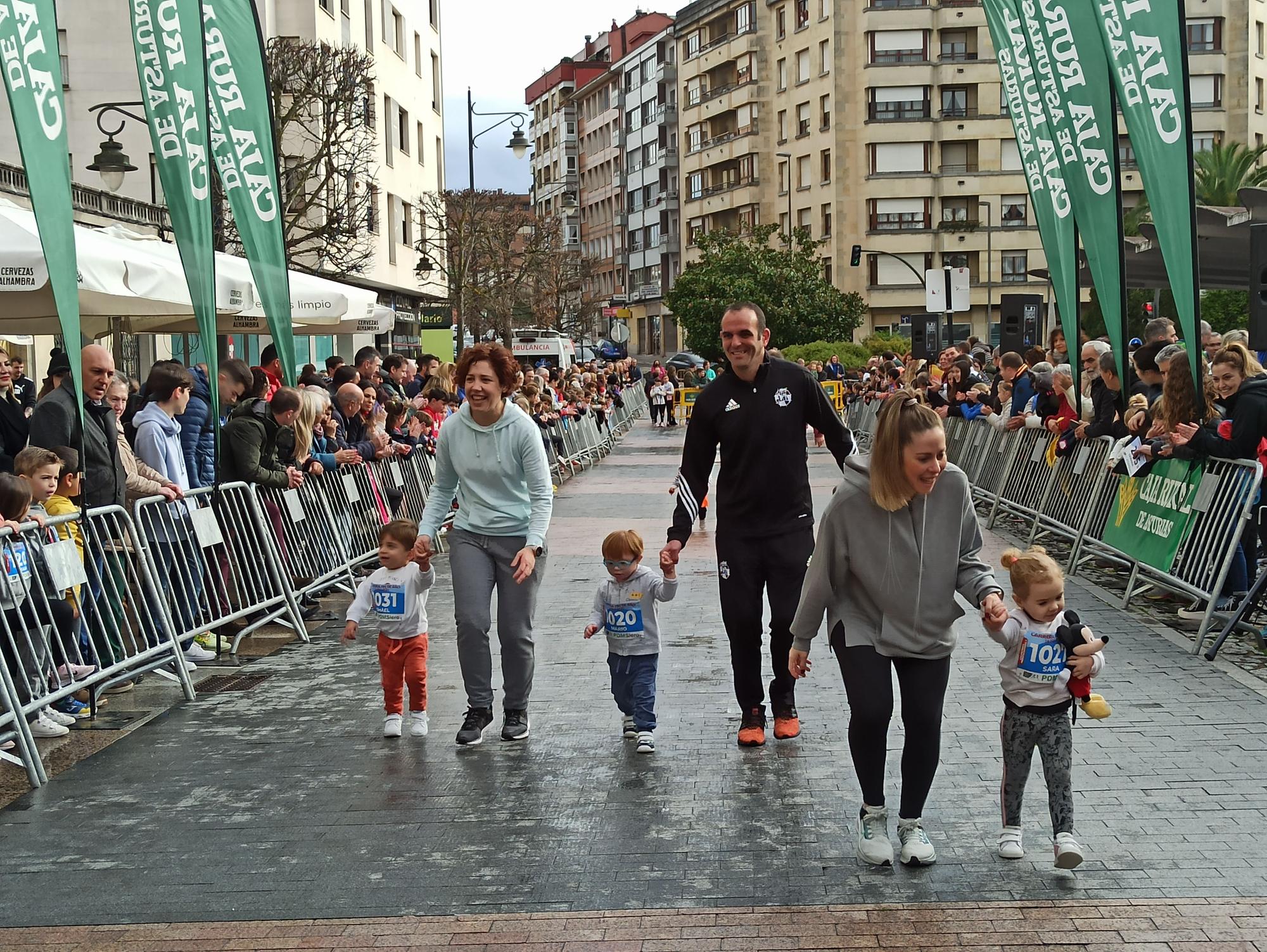 Casi 1.500 participantes disputan la carrera de Fin de Año de Pola de Siero