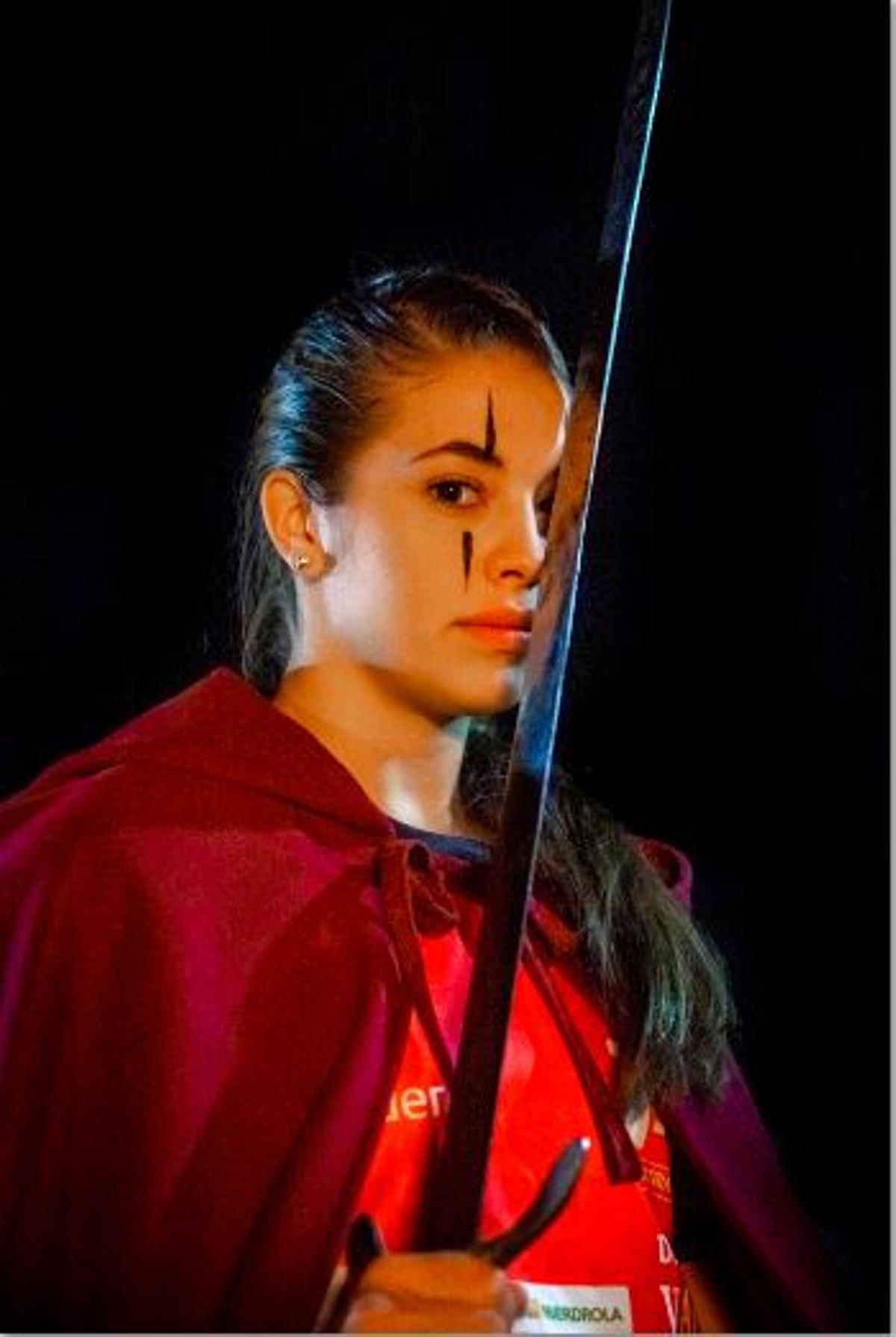 La valenciana Paula Arcos, actriz principal en Forjando Una Leyenda La valenciana Paula Arcos, actriz principal en Forjando Una Leyenda