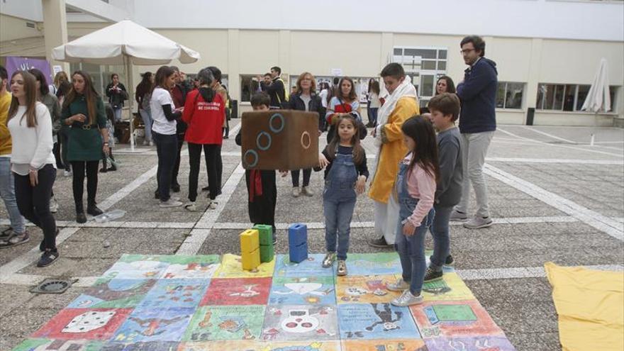 32 colegios exponen sus trabajos por proyectos para Infantil y Primaria