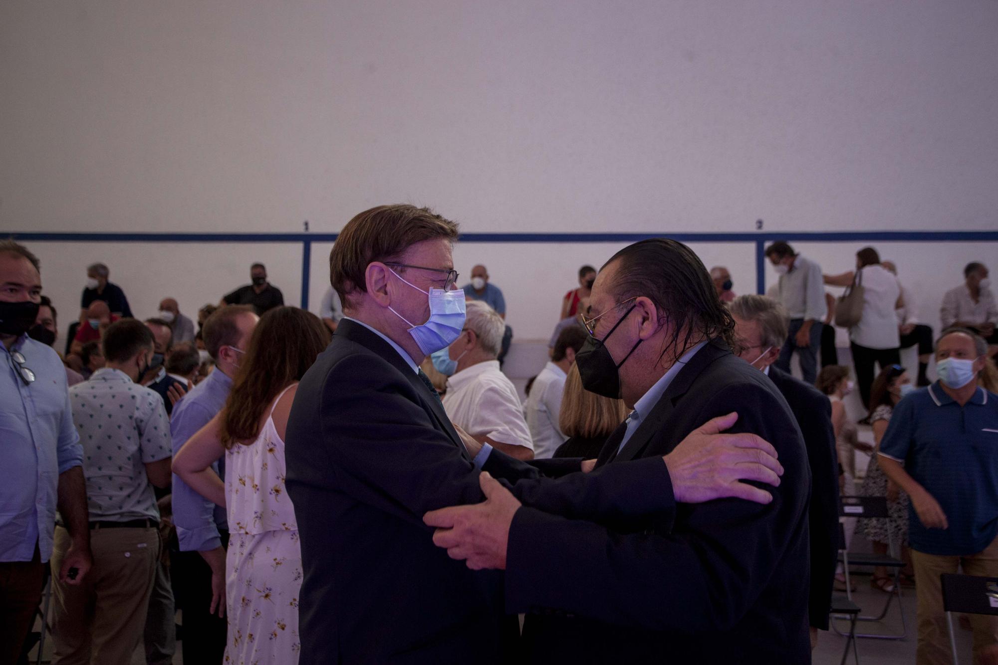 Emotivo homenaje al concejal fallecido Ramón Vilar en el trinquet de Pelayo