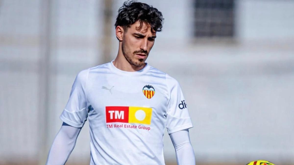 VALENCIA CF OPERACIÓN SALIDA Cuenta atrás para el traspaso de André Almeida del Valencia CF al Swansea