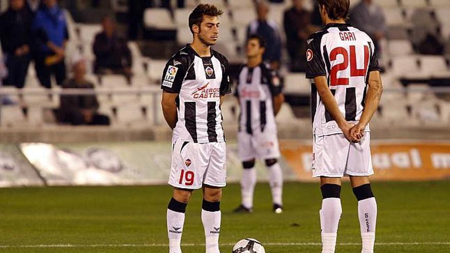 Miguel Palanca, con el número 19, antes de iniciarse el partido Castellón-Elche de la temporada que acaba de terminar.