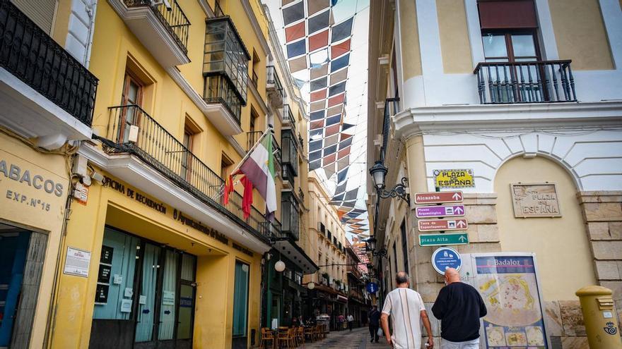 Empresarios del Casco Antiguo de Badajoz se fijan en los modelos de Cáceres y Mérida para pedir su revitalización