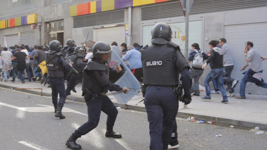 La protesta acabó en batalla campal // XOAN ÁLVAREZ