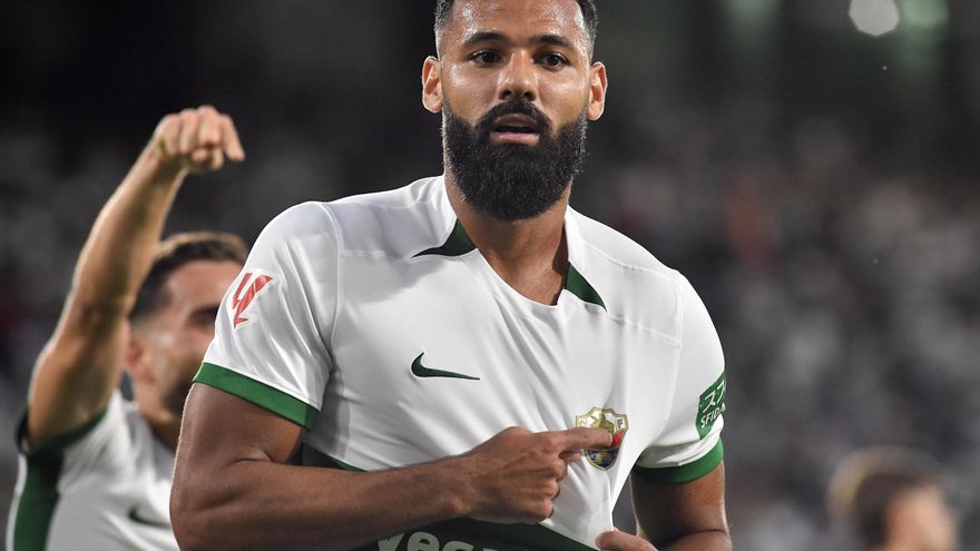 Mourad: &quot;Me encantaría marcar el gol del ascenso del Elche&quot;