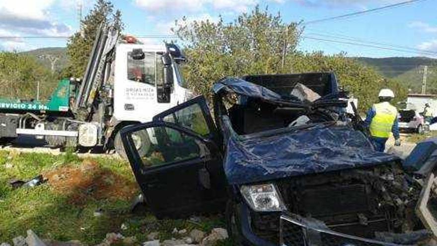 Auf Ibiza hatte ein Belgier mit seinem Geländewagen eine Mauer gerammt.