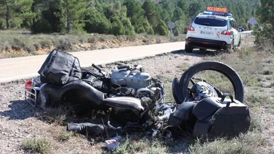 Fallece un motorista valenciano en la carretera de Ares a Morella