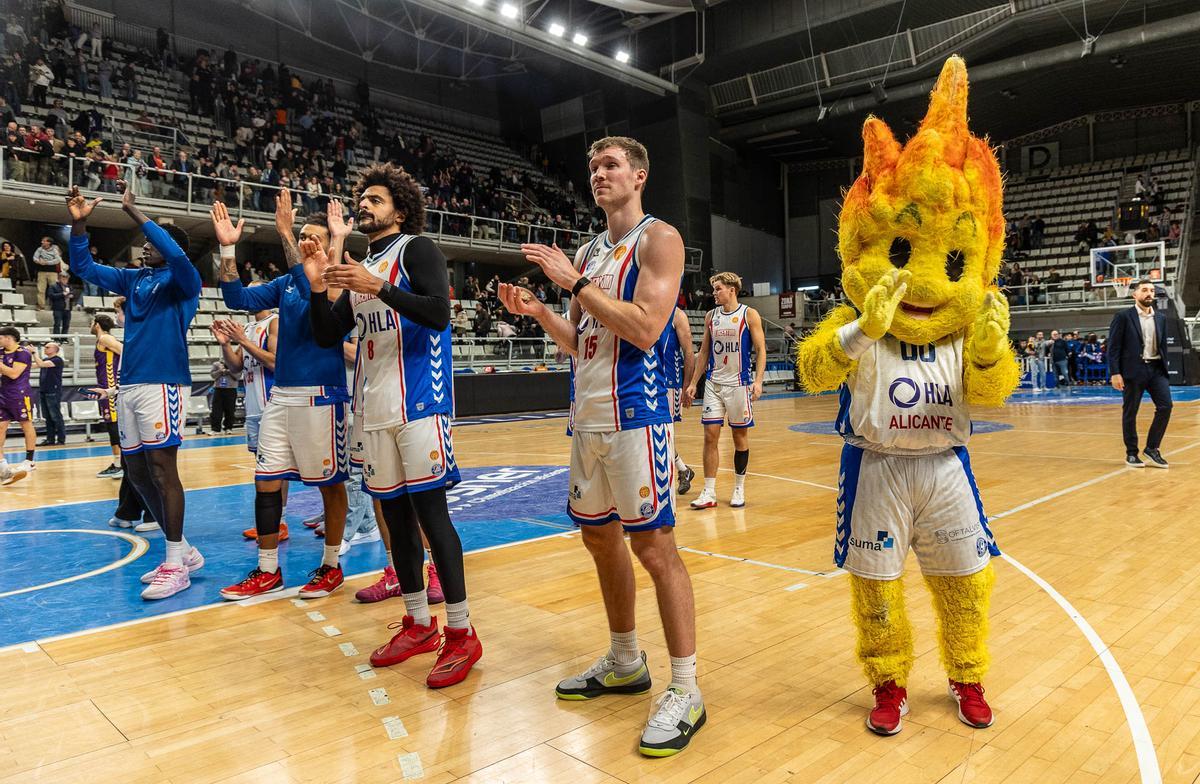 El Lucentum cae derrotado ante el Palencia