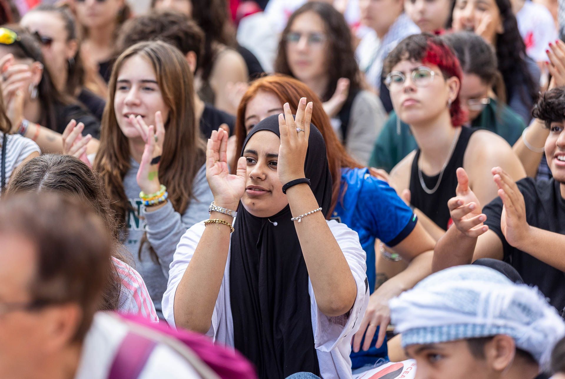 Estudiantes en defensa de Palestina por las calles de Alicante