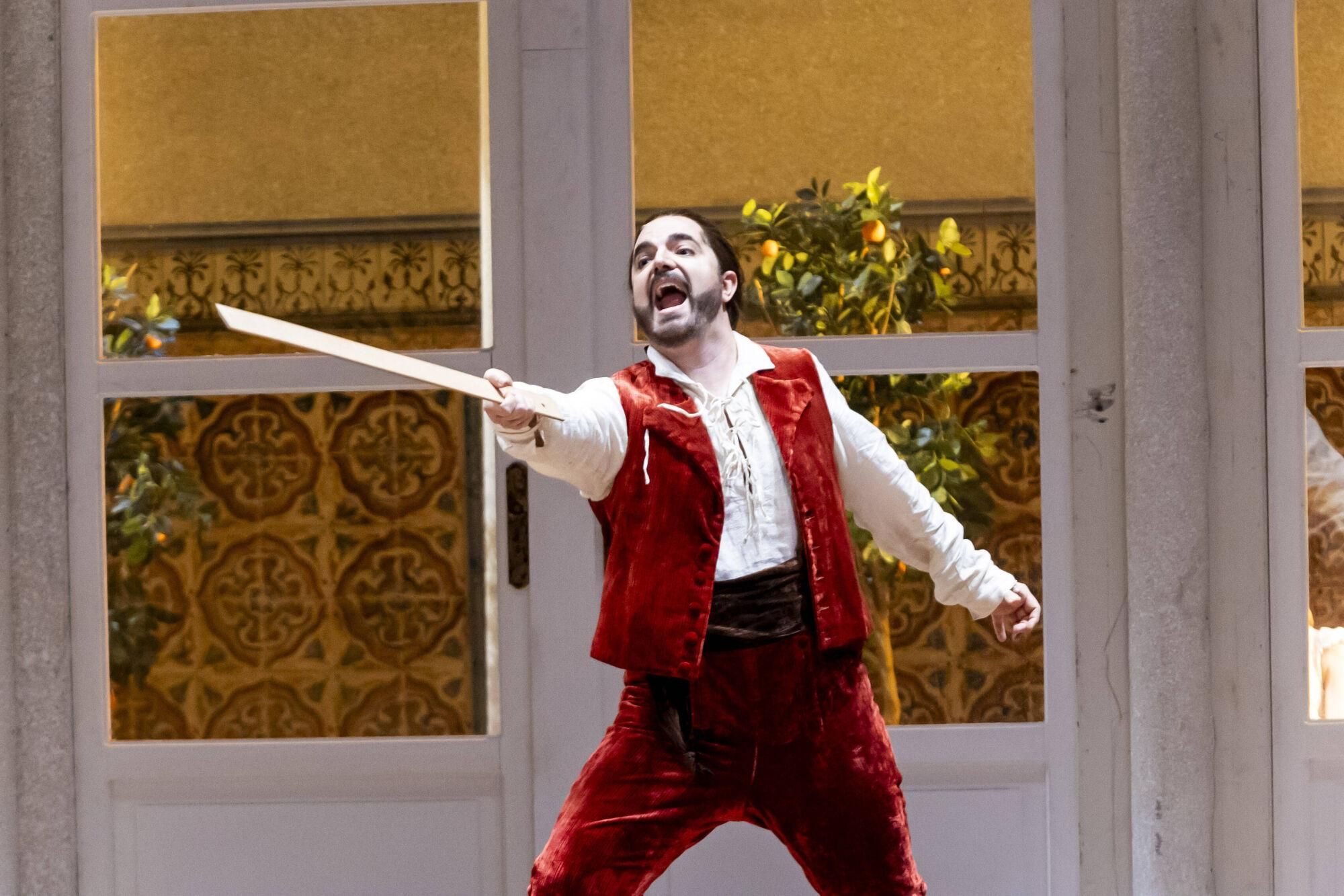 EN IMÁGENES: Ensayo en el Campoamor de la ópera "Las bodas de Fígaro"