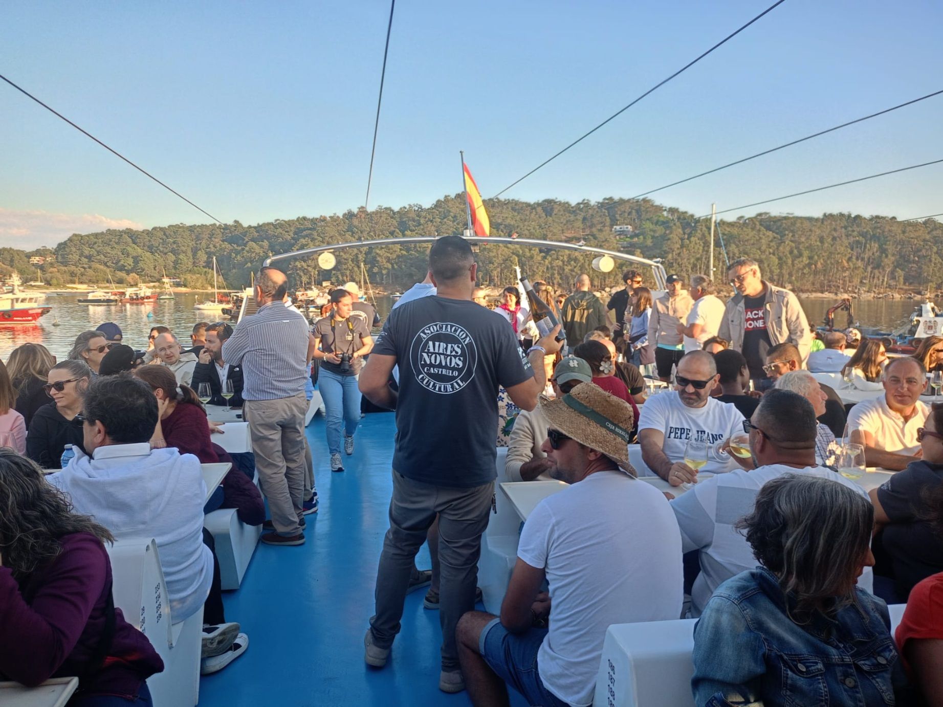 La ruta de «Viños singulares polo mar» a bordo del catamarán «Gran Cormorán Jet», esta tarde-noche.