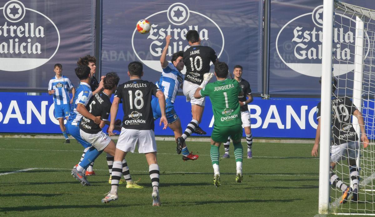 El Fabril vence al Lealtad (3-1) en Abegondo