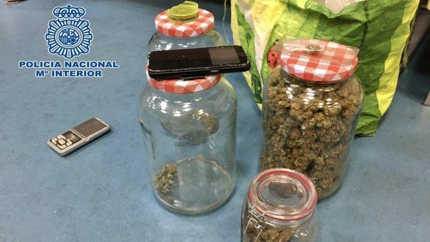 Tres detenidos por tráfico de drogas en Zaragoza