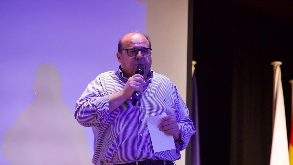 Hèctor Ibar, presidente del Europa, durante la asamblea del 1 de julio.