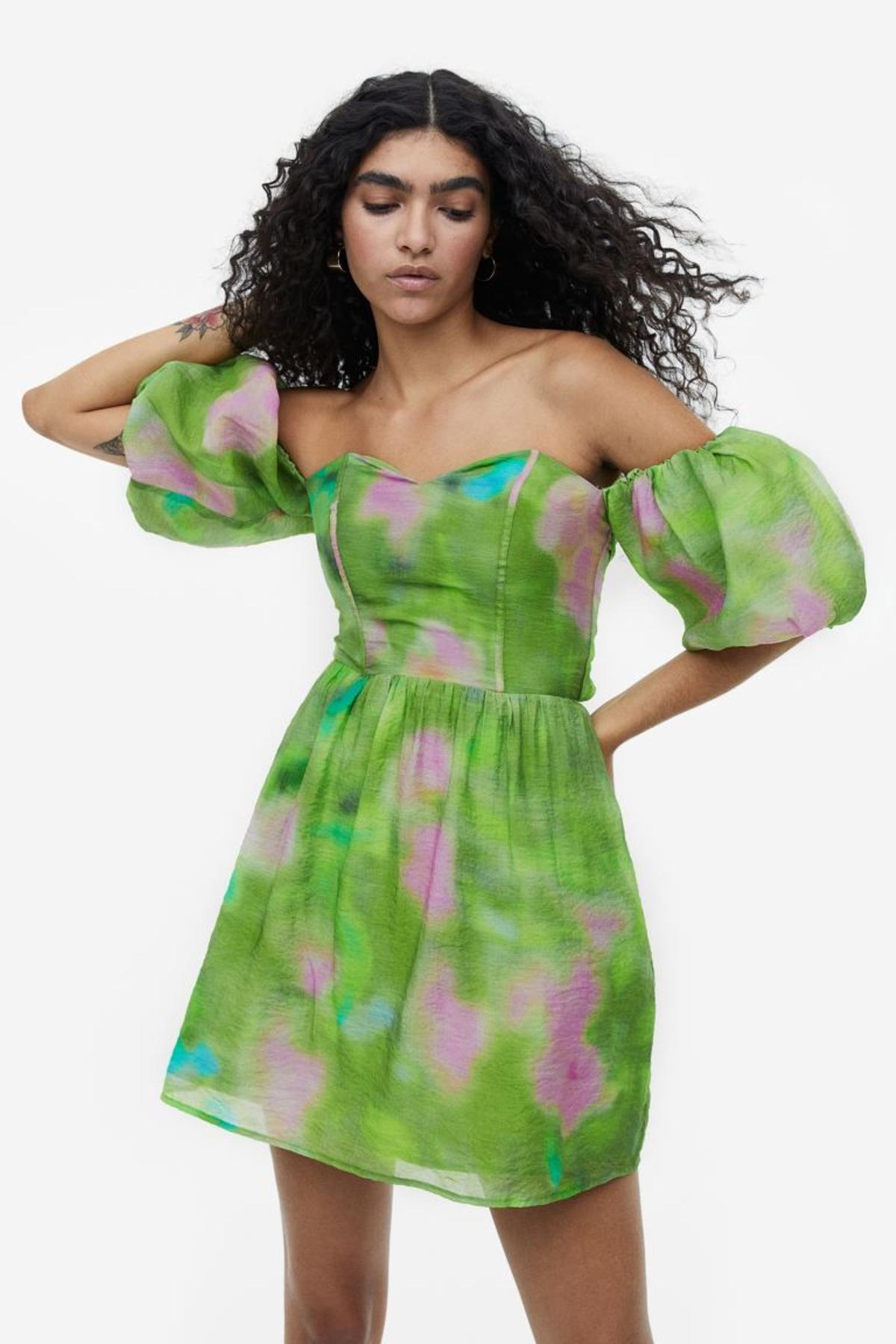 Vestido 'off-the-shoulder' de H&M