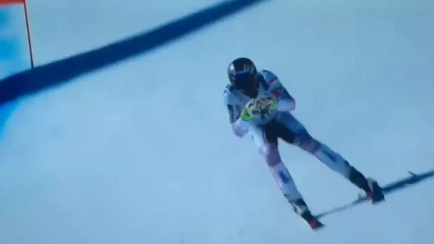 ¡Por los pelos! La milagrosa salvada de este esquiador que no te vas a creer ni viéndola