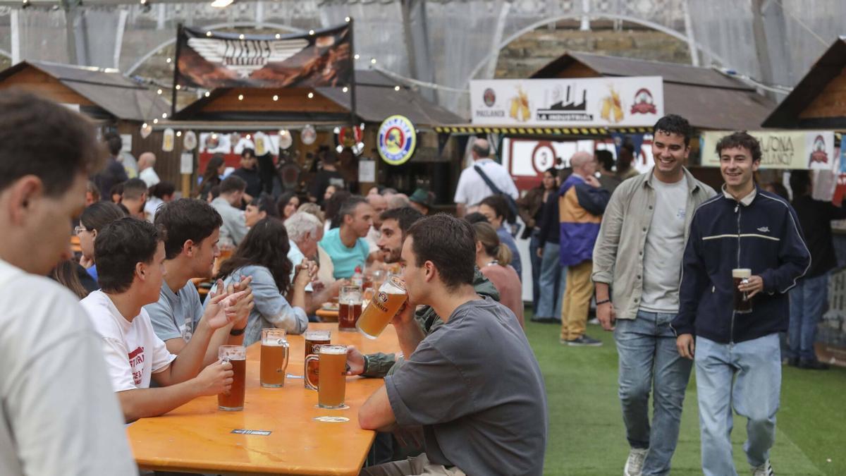 Ambiente en el día de inauguración del Oktoberfest.