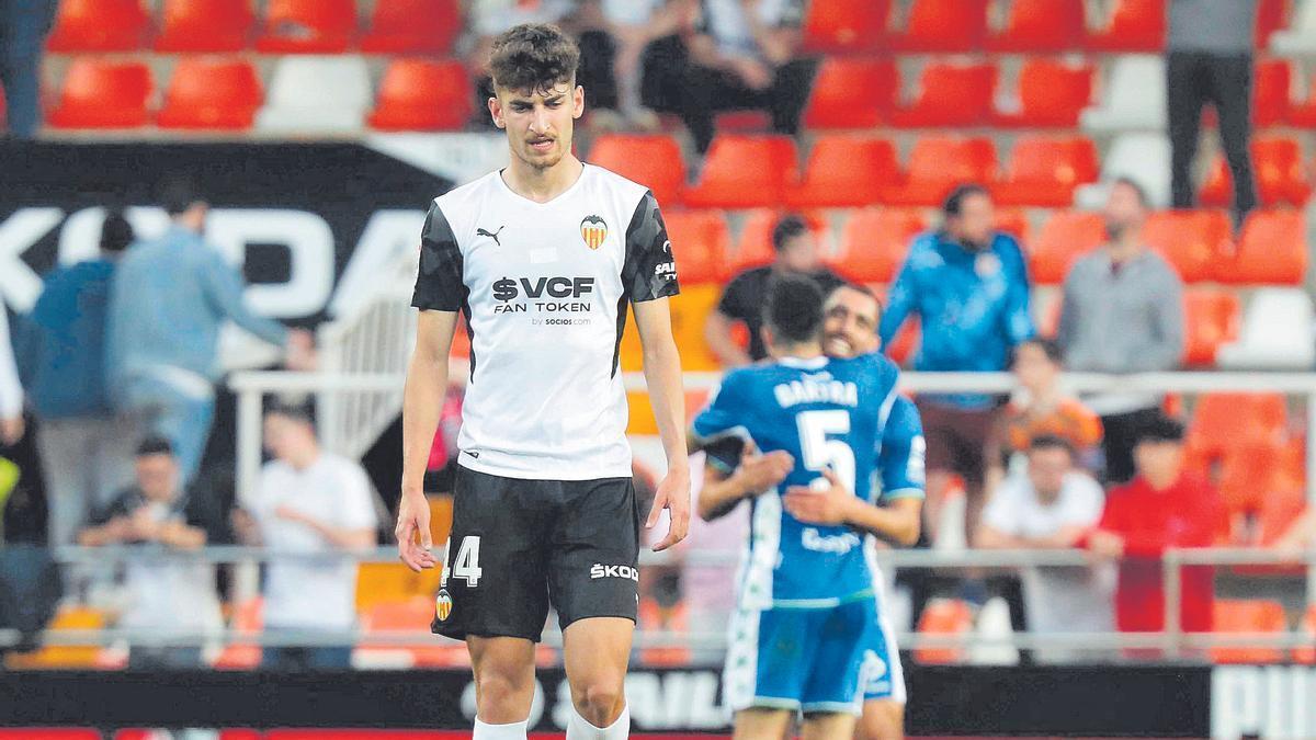 Así es la segunda equipación del Valencia CF
