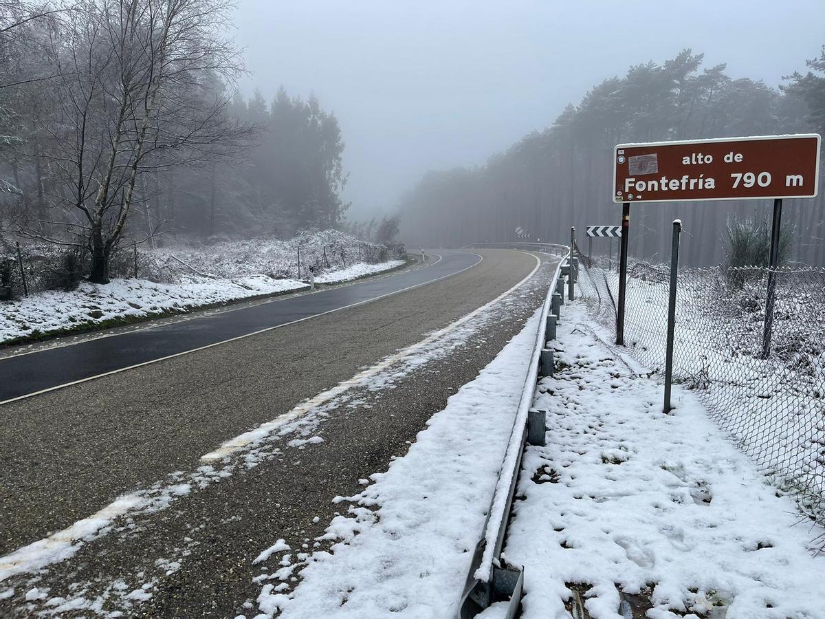 Alto de Fontefría, nevado.