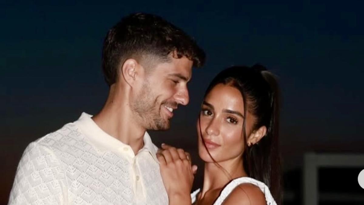 Claudia y Mario protagonizan una nueva polémica con su gender reveal