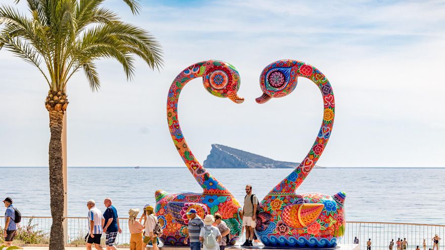 El arte al aire libre transforma a Benidorm en museo