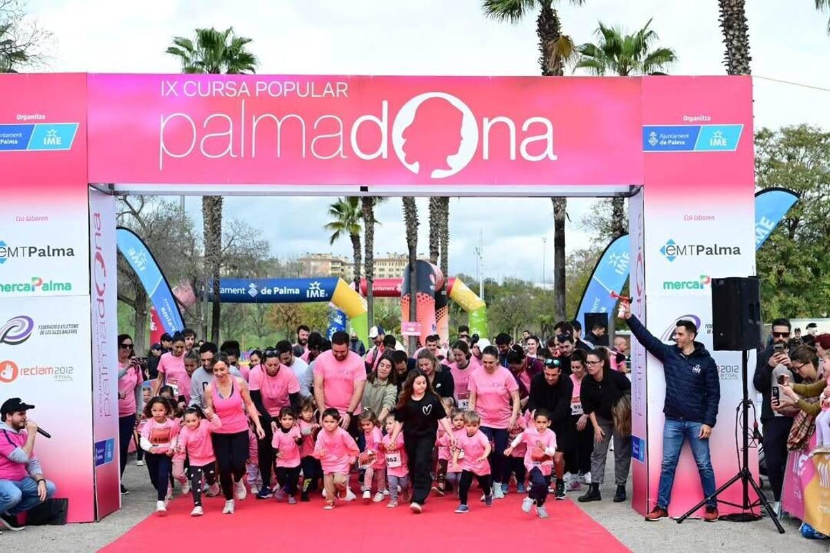 Más de 4.500 personas participaron en la novena edición de la Carrera PalmaDona
