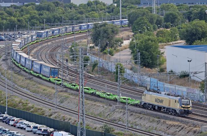 Los grandes puertos extienden las autopistas ferroviarias por toda España