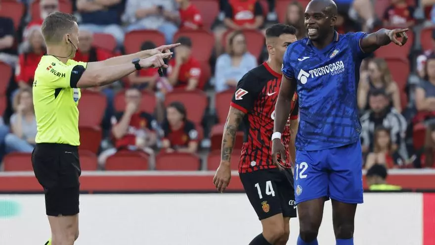 Bordalás ficha un 'GOAT' de última hora para la convocatoria del Getafe contra el Barça