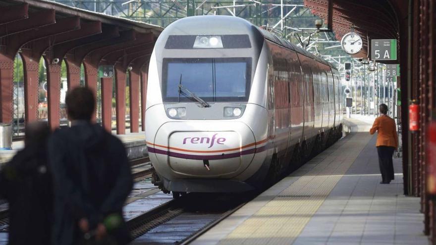 Los billetes para los trenes que unirán Galicia y Alicante en cinco horas  salen a la venta desde 30 euros - La Opinión de A Coruña