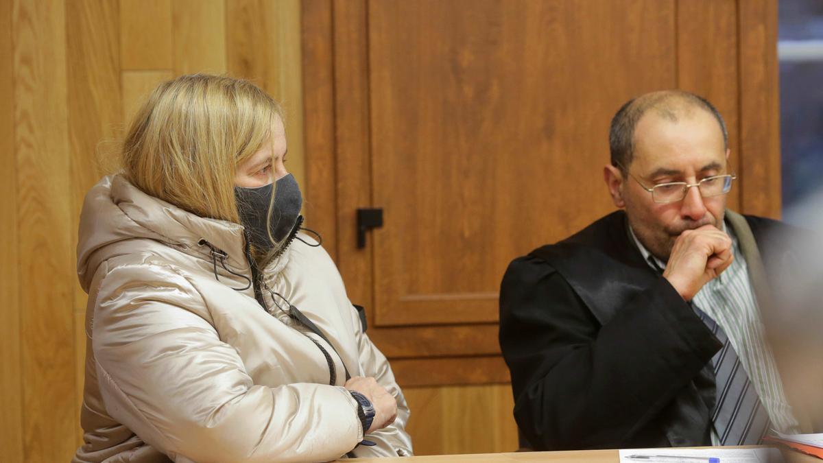 Ana Sandamil asiste a la lectura del veredicto por el asesinato de su hija, en el que se le declara culpable.