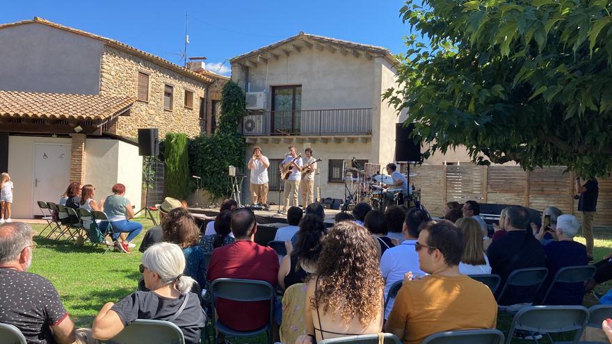 Vilablareix s’omple de visitants en la 15a edició de la fira de la Tardor