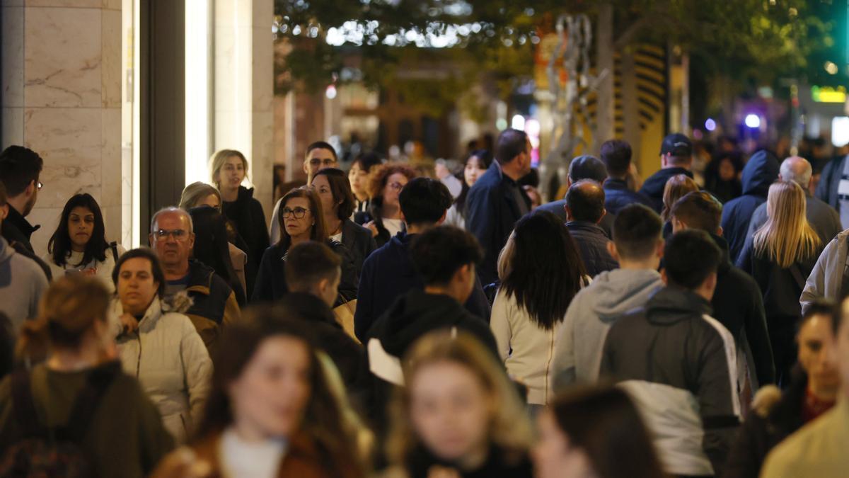 La Comunidad Valenciana suma 54.042 habitantes el último año.