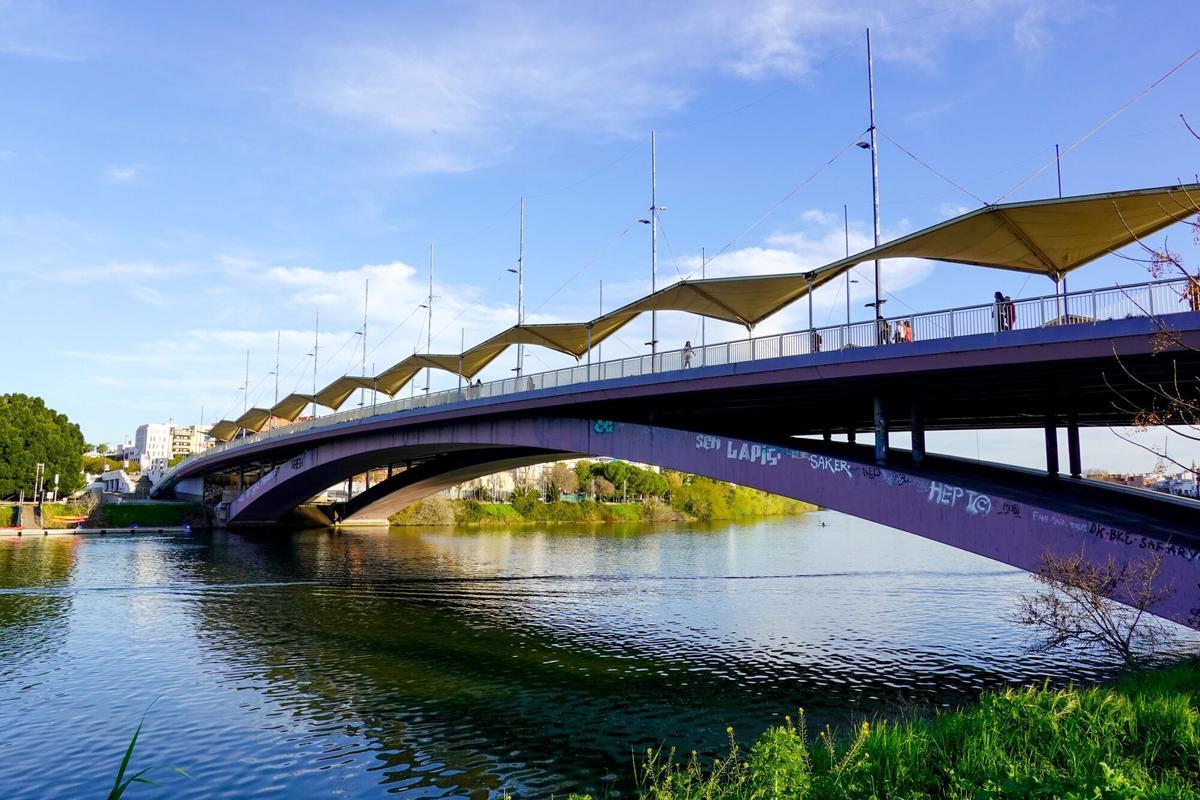 Puente del Cachorro de Sevilla.
