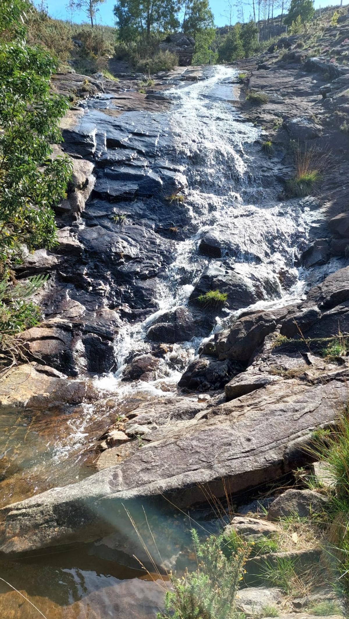 La cascada de A Freixa, en el Galiñeiro en Zamáns.