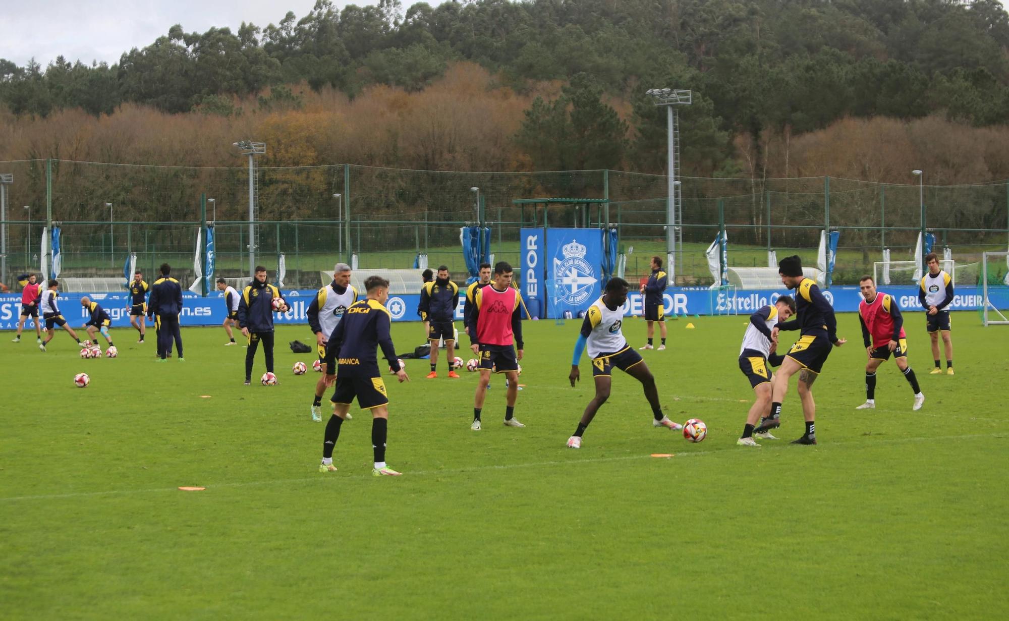 El Dépor prepara en Abegondo el partido contra la SD Ponferradina