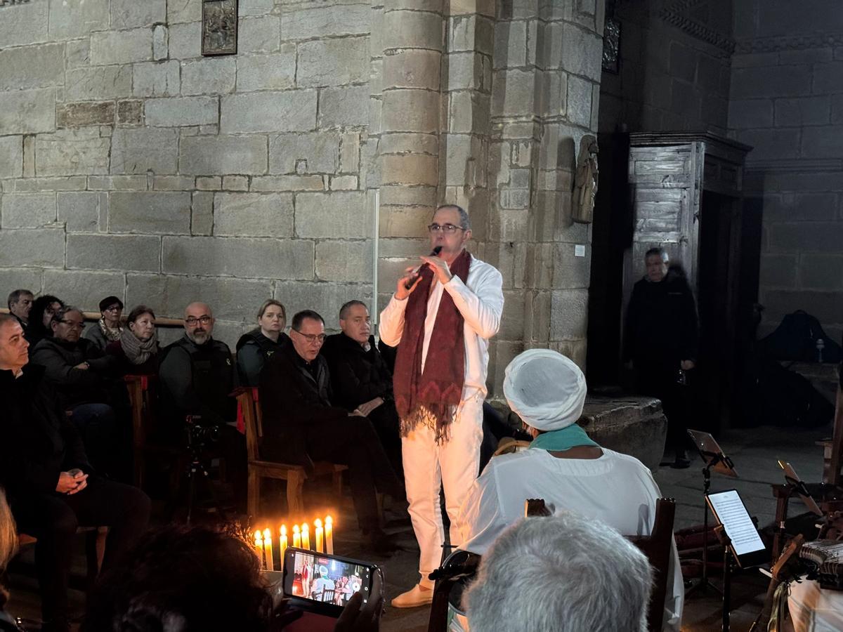 El "Concierto de la Luz" en el monasterio de Santa Marta de Tera.