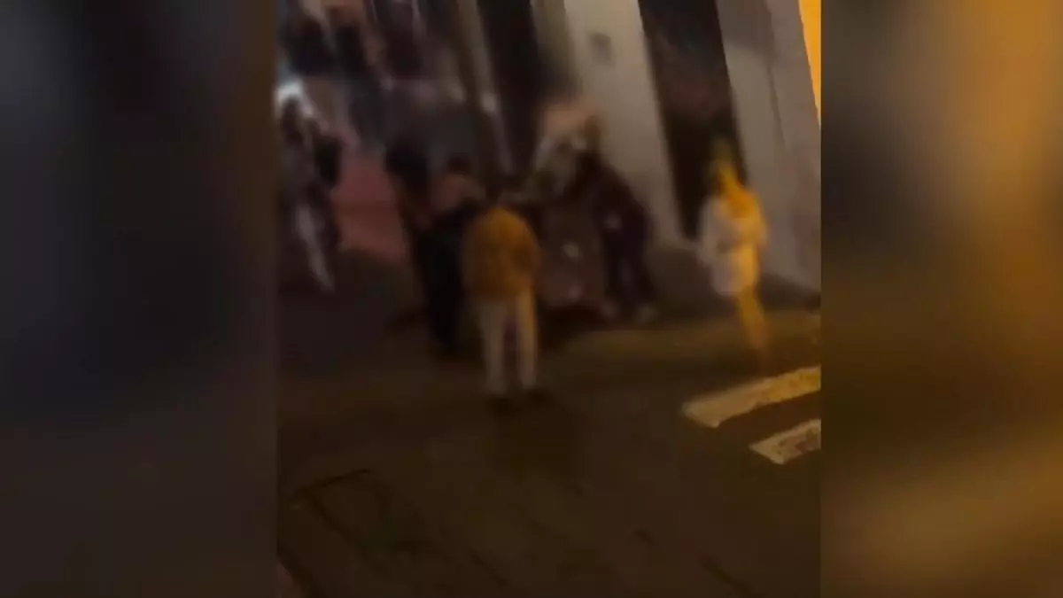 Pelea multitudinaria en Lanzarote a la salida de las discotecas