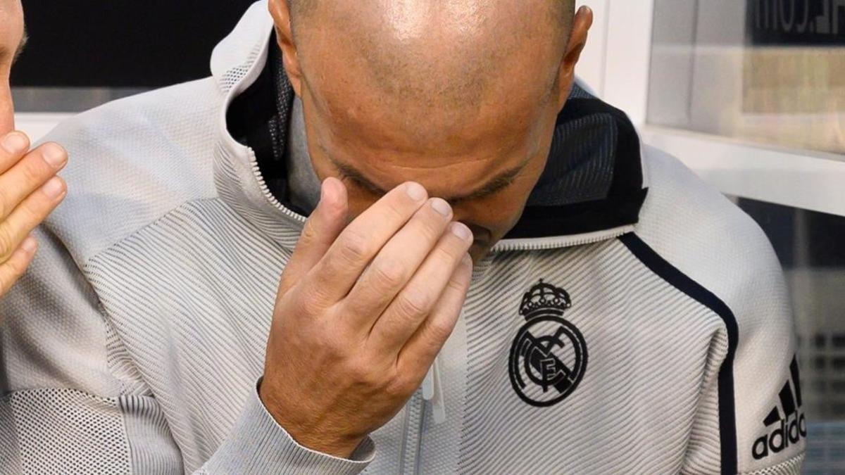 El técnico francés Zinedine Zidane, durante el Real Madrid-Atlético de Madrid de New Jersey.