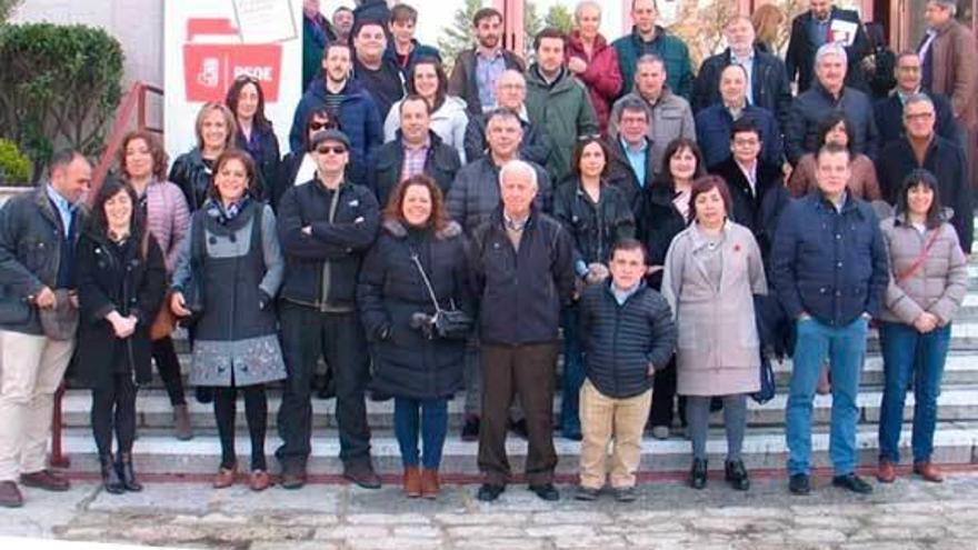 La delegación asturiana que acudió al Foro Político del PSOE, celebrado ayer en Madrid.